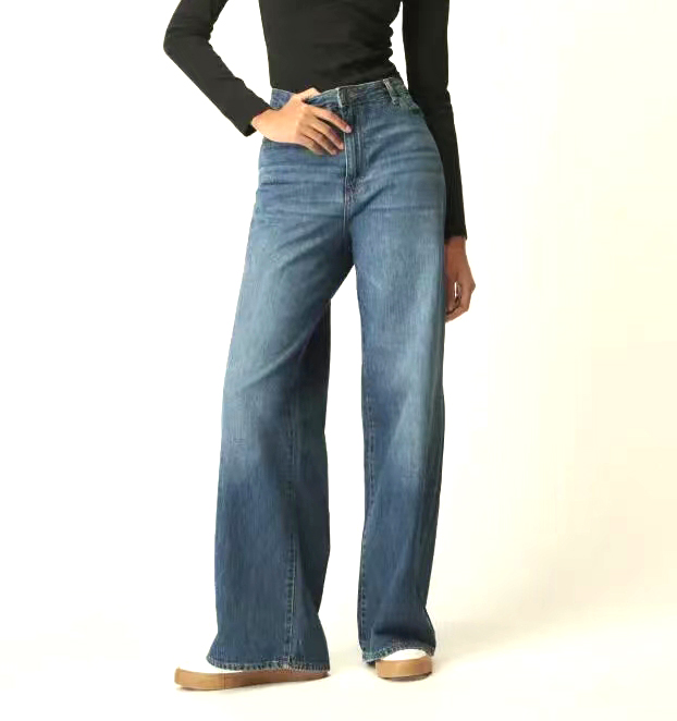 women‘s jeans